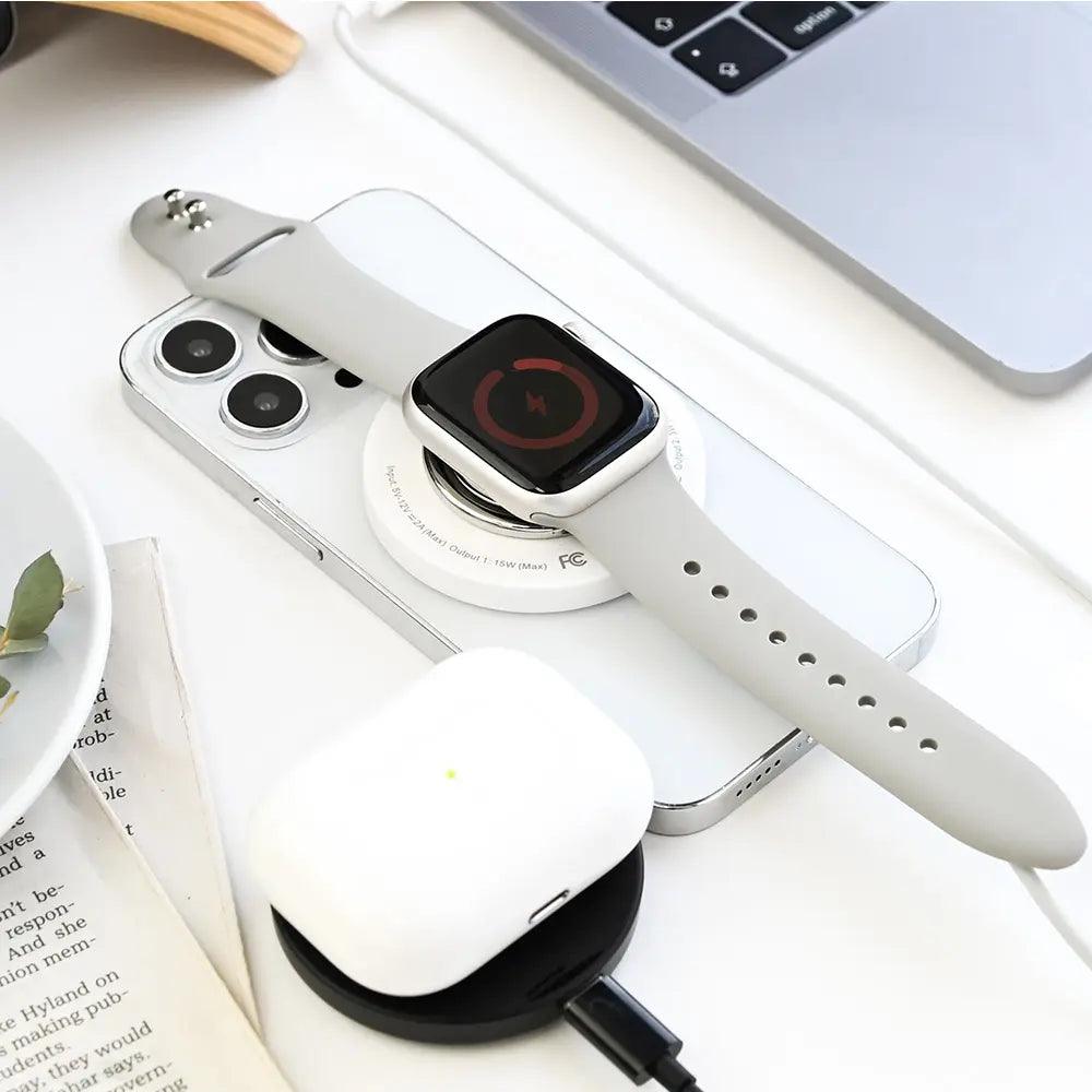 MagSafe対応 3in1 ワイヤレス充電器 iPhone Apple Watch AirPods 15W タイプC スマホリング スタンド機能 両面充電 同時充電 軽量 持ち運び | スマートチャージャー