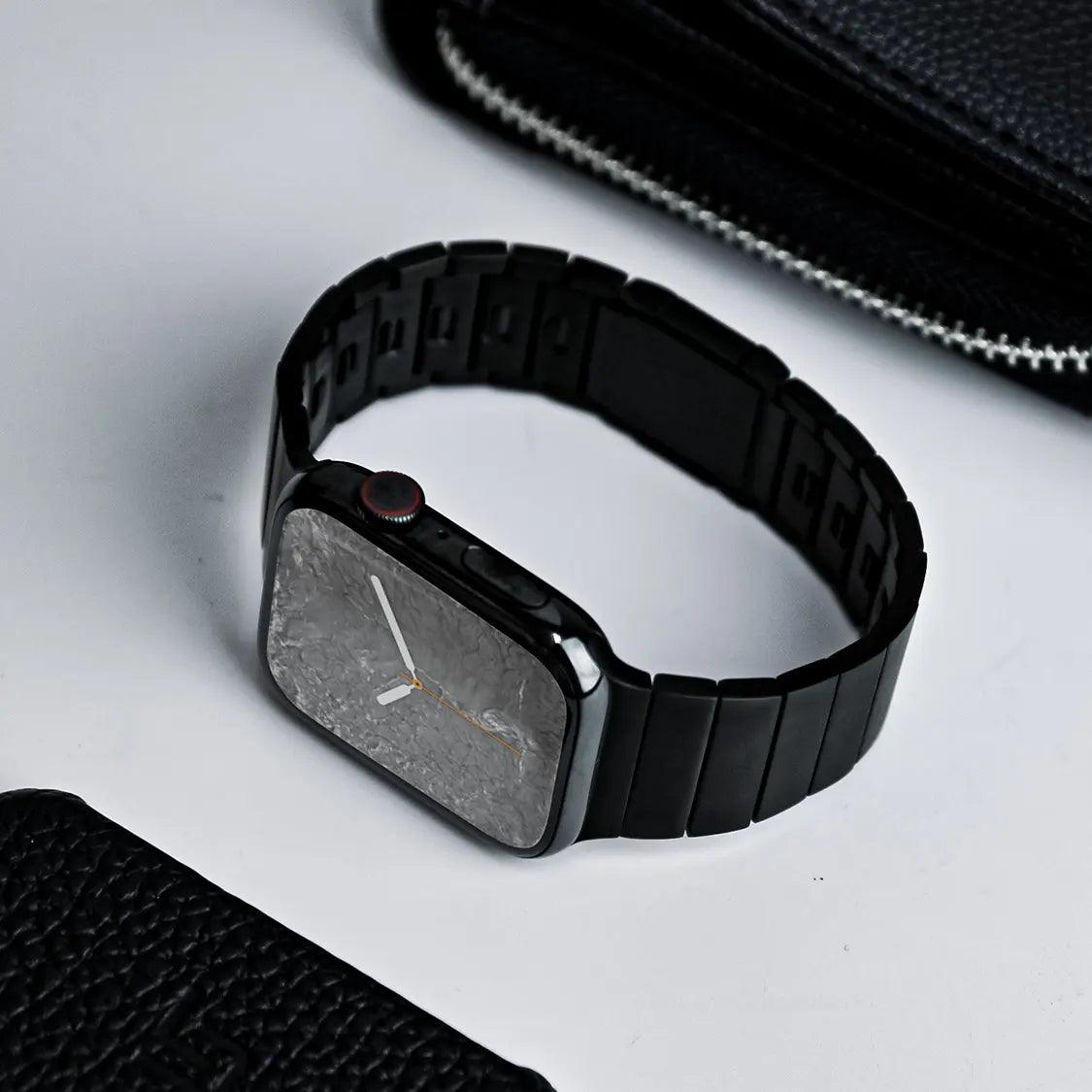 アップルウォッチ バンド ステンレス メンズ マグネット ベルト apple watch series 10 9 8 SE 2 7 SE 6 5 4 3 ULTRA 対応 おしゃれ 磁石 38mm 40mm 41mm 42mm 44mm 45mm 49mm ソリッドエース 黒 カジュアル