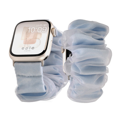 アップルウォッチ バンド シュシュ バンド 可愛い 布 ゴム 金属アレルギー 寝る時 睡眠 着けやすい  花柄 大人かわいい アップルウォッチ 11
(42mm［NEW］/46mm）
アップルウォッチ 10
（42mm［NEW］のみ）
アップルウォッチ ULTRA3
(49mm)
アップルウォッチ ULTRA2
(49mm)
アップルウォッチ ULTRA
(49mm)
アップルウォッチ 9
(41mm/45mm)
アップルウォッチ 8
(41mm/45mm)
アップルウォッチ SE3(第3世代)
(40mm/44mm)
アップルウォッチ SE2(第2世代)
(40mm/44mm)
アップルウォッチ SE 
(40mm/44mm)
アップルウォッチ SE 
(40mm/44mm)
アップルウォッチ 7 
(41mm/45mm)
アップルウォッチ 6 
(40mm/44mm)
アップルウォッチ 5 
(40mm/44mm)｜Apple Watchバンド シュシュバンド りんご堂 水色