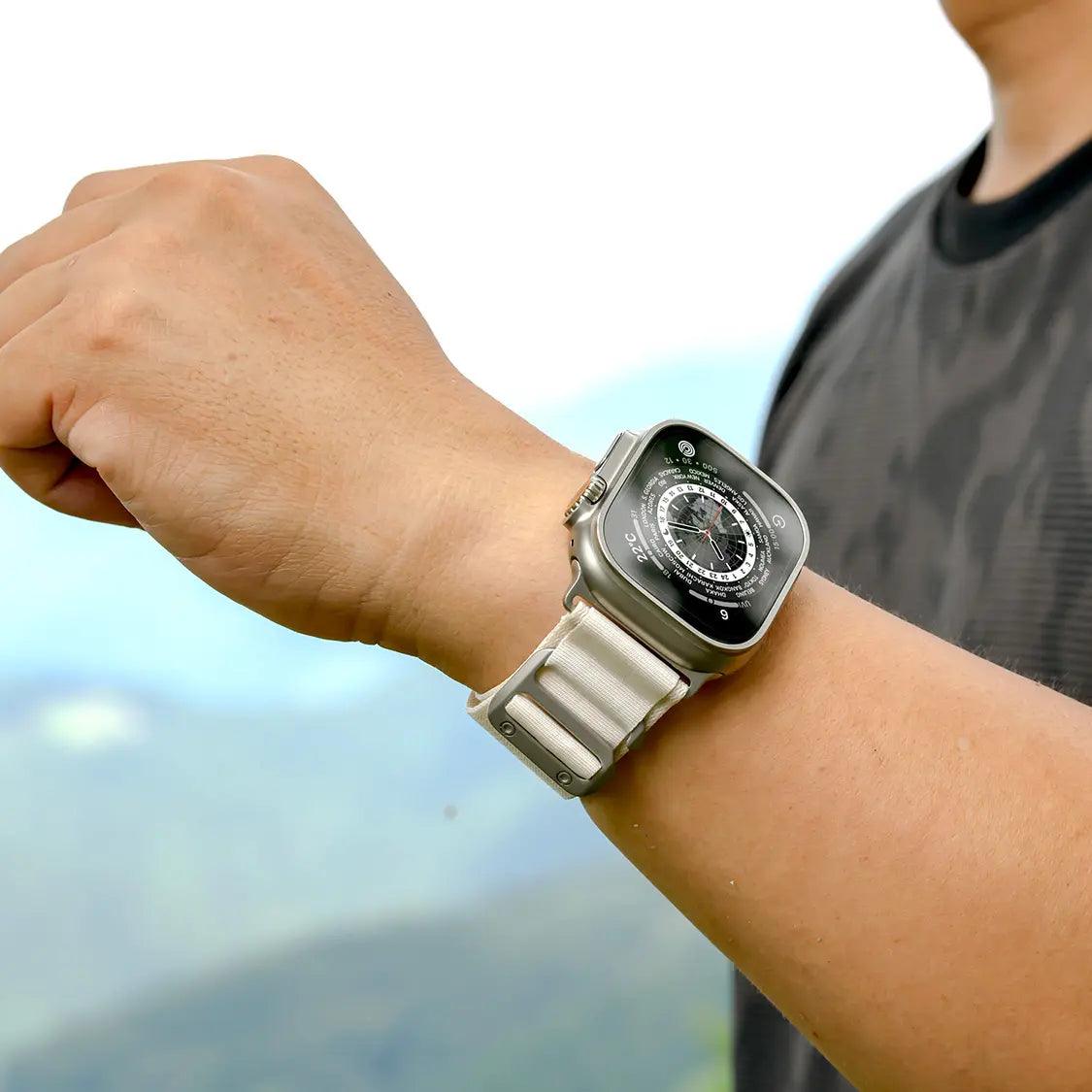 登山やキャンプなどアウトドア におすすめ ナイロン Apple Watch ultra メンズ スポーツ バンド 柔軟 軽い アップルウォッチ バンド  ベルト 10 9 8 9 SE2 7 6 SE 5 4 3 49mm 46mm 45mm 44mm 42m 41mm |トレッキングループ 白 ホワイト