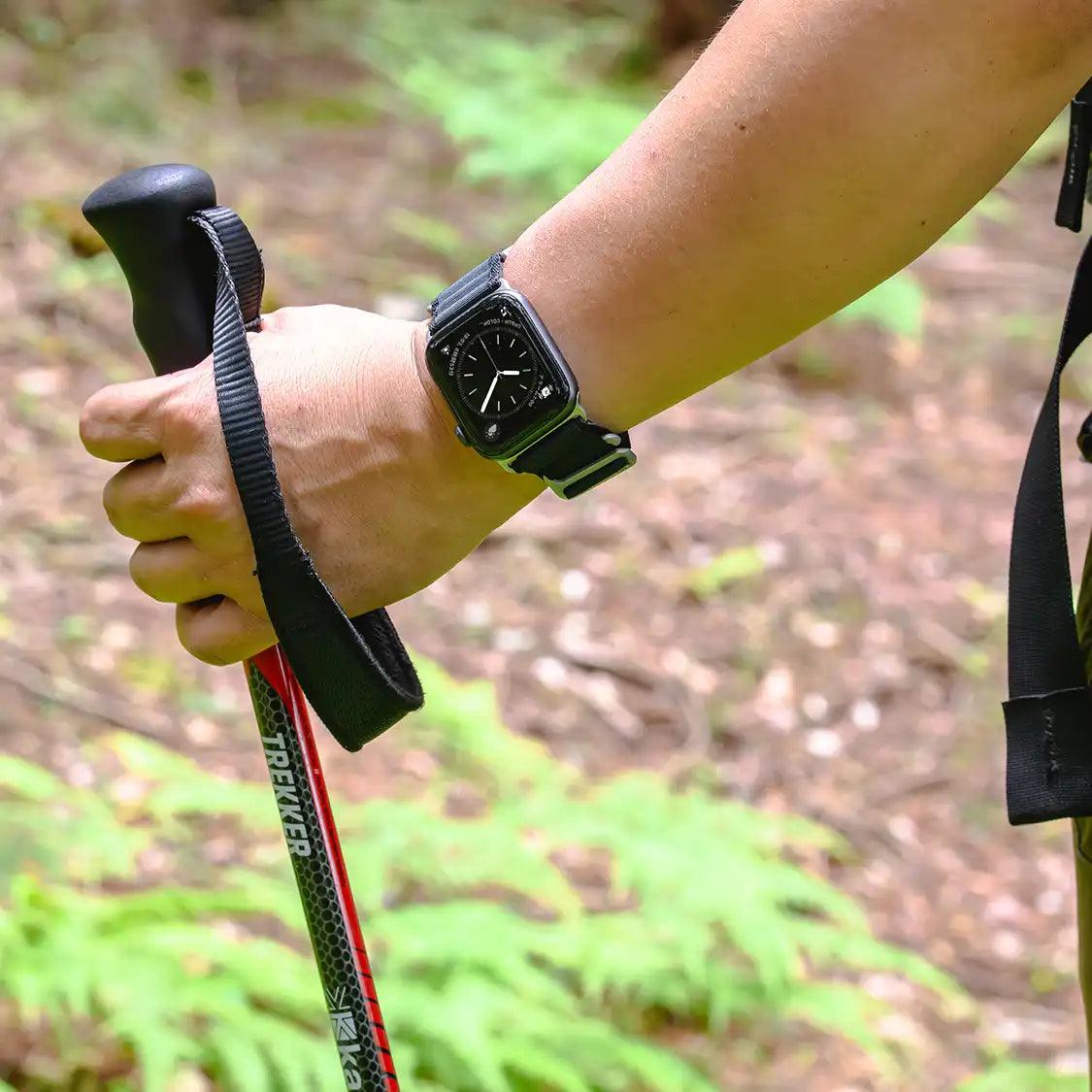 登山やキャンプなどアウトドア におすすめ ナイロン Apple Watch ultra メンズ スポーツ バンド 柔軟 軽い アップルウォッチ バンド  ベルト 10 9 8 9 SE2 7 6 SE 5 4 3 49mm 46mm 45mm 44mm 42m 41mm |トレッキングループ 黒 ブラック
